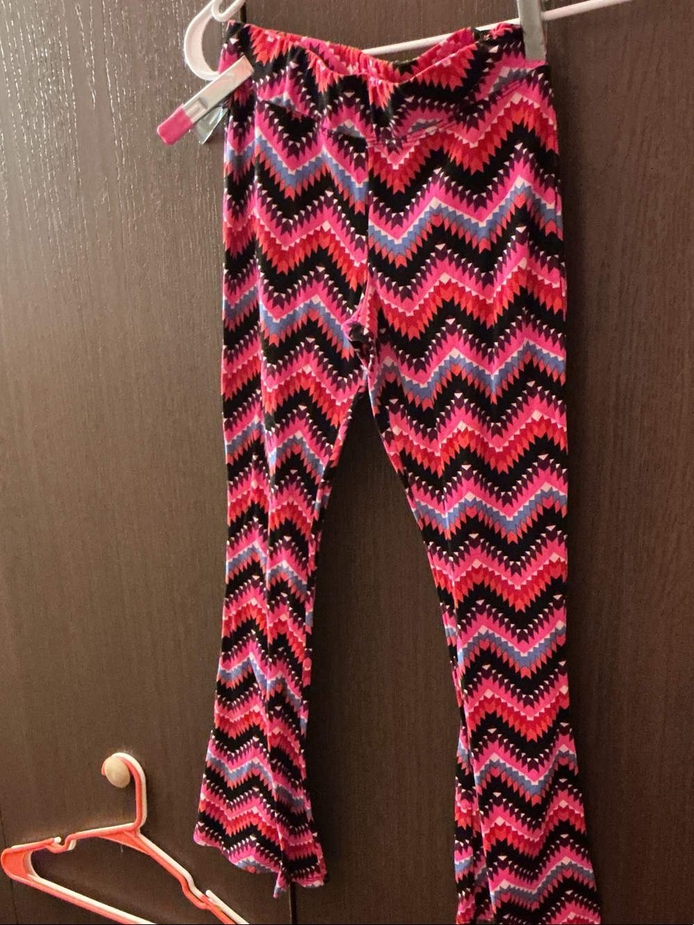 Girls Pink Chevron Stretch Leggings